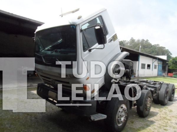 Volkswagen 26.260 E Constel 6x4 Diesel E5 2011