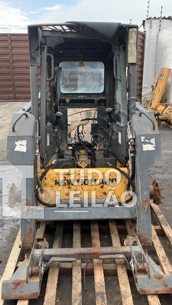 New Holland L170. Sem Motor. Sistema Hidráulico Completo