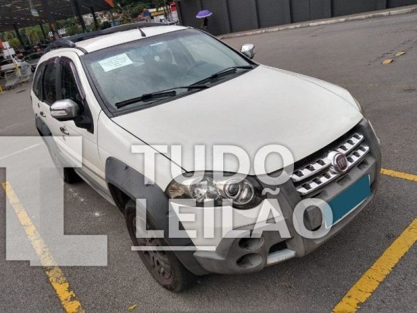 Fiat Palio Weekend Adventure Locker 1.8 Flex 2011