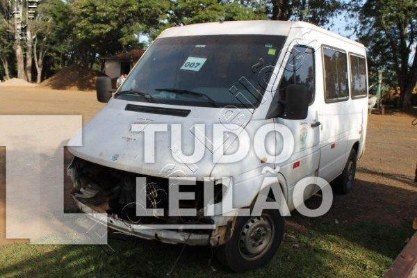 Mercedes Benz Sprinter 312 Van Std 12lug Diesel 2001