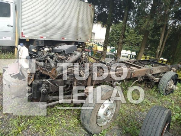 Chassi Caminhão Cargo 815 2011