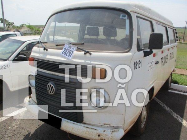 Volkswagen Kombi Furgão Flex 2013
