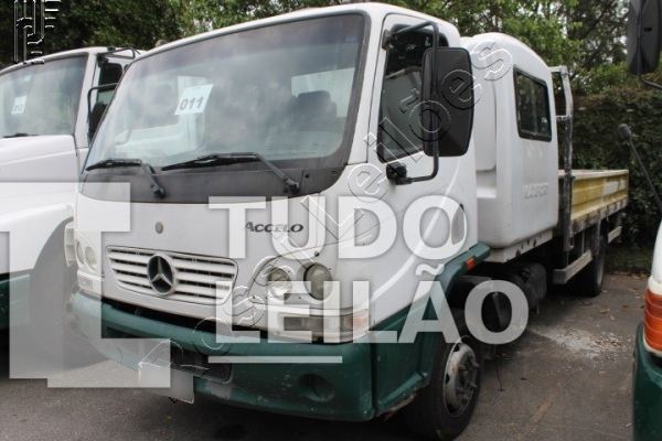 Mercedes Benz Accelo 915C Diesel 2011