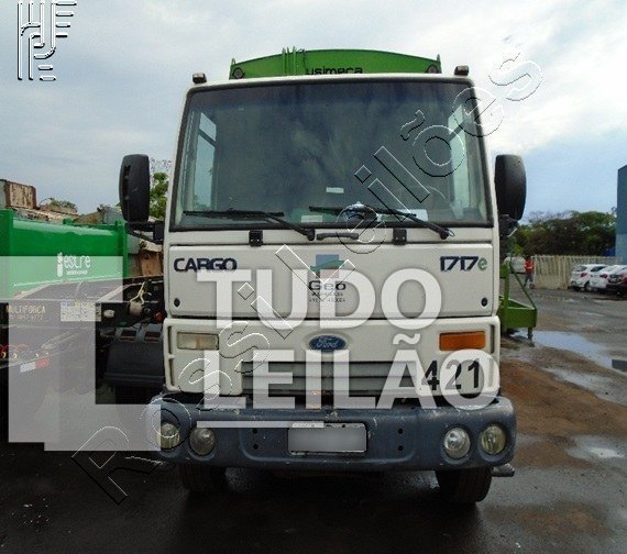Ford Cargo 1717 3 Eixos Diesel 2011
