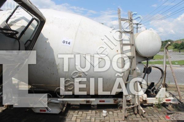 Betoneira Liebherr 2009, 8M³