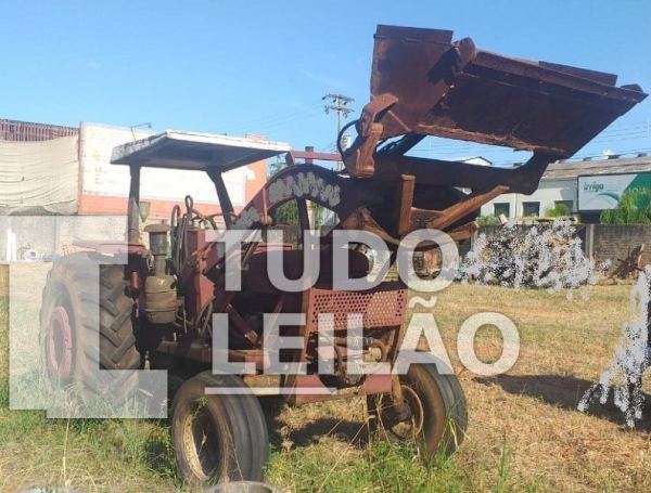 Pá Carregadeira - Trator M. Ferguson 95X - 1975