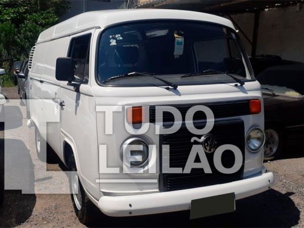 Volkswagen Kombi Furgão 1.4 Mi Flex 2013