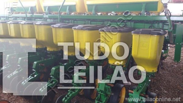 Plantadeira John Deere, 2012, 13 Linhas De 45 Cm