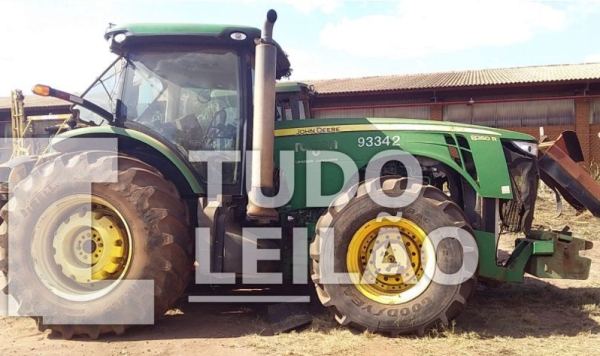 John Deere 8260R 2012