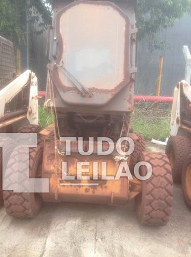 Mini Carregadeira Cat 226B 2021