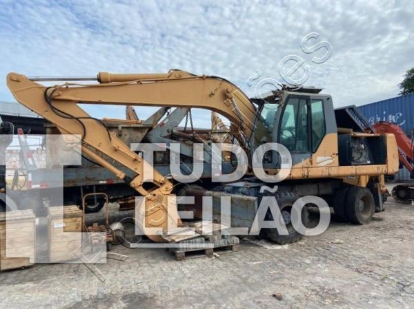 Fiat Allis. FX200W 2003
