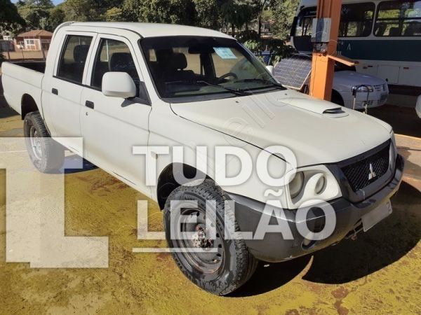 Mitsubishi L200 GL 2.5 4X4 CD Diesel 2009