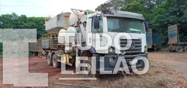 Volkswagen 26.280 E Constel 6x4 Diesel E5 2013