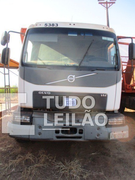 Volvo Vm 330 6x4 Diesel E5 2014