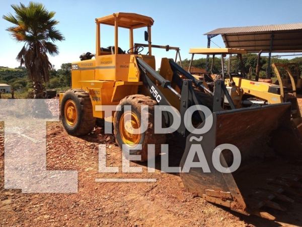 Pá Carregadeira Michigan. 55C. 91