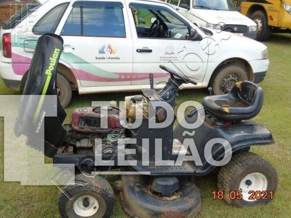 Trator Cortador De Grama Gasolina Poulan
