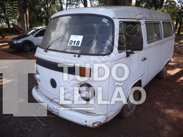 Volkswagen Kombi Escolar 1.6 MPI Diesel 1998