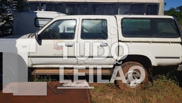 Toyota Hilux CD SR5 4x4 2.8 Diesel 1997