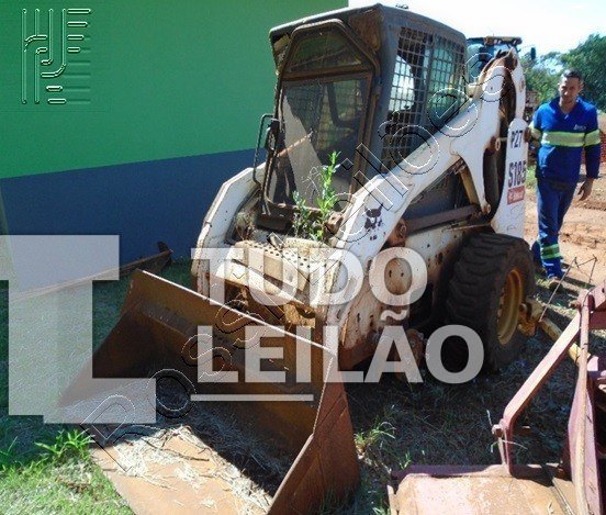 Mini Carregadeira S185 Bob Cat 2012