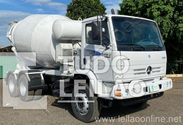 Mercedes Benz Z 2423B Diesel 2001