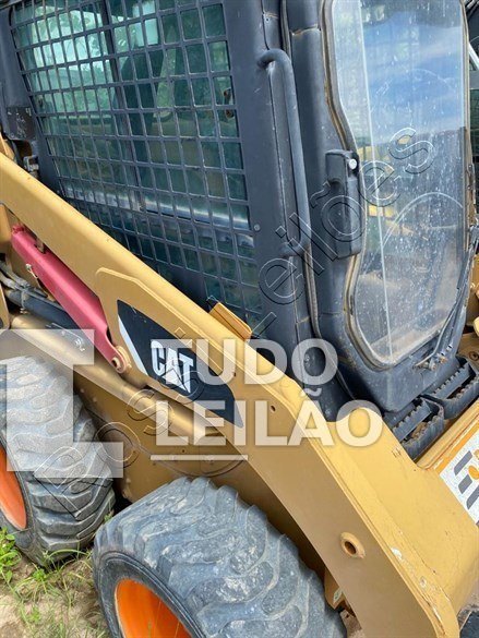 Mini Pá Carregadeira. 226B3. Cabine Fechada. Bloco De Motor Avariado 2014