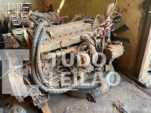 Sucata De Motor A Diesel Cummis M11, Sem Mais Identificações – Motor Estava Aplicado Na Colhedora De