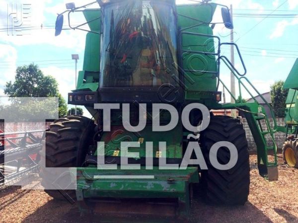 John Deere E 2003