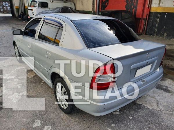 Chevrolet Astra Sedan 1.8 Mpfi Gasolina 2000