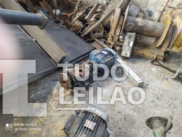 1 Un. De Moto Bomba De 40 CV