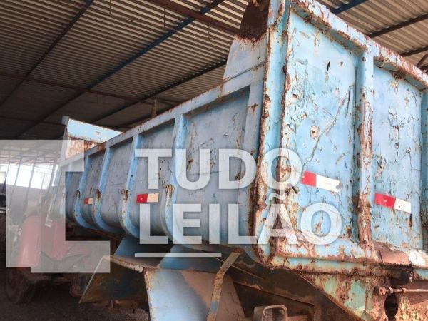 Equipamento Caçamba Toco