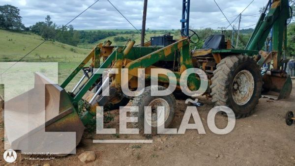 Valmet T 60 Com Conjunto De Retroescavadeira Direção Hidráulica
