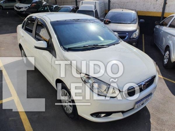 Fiat Siena Attractive 1.0 Fire Flex 2013