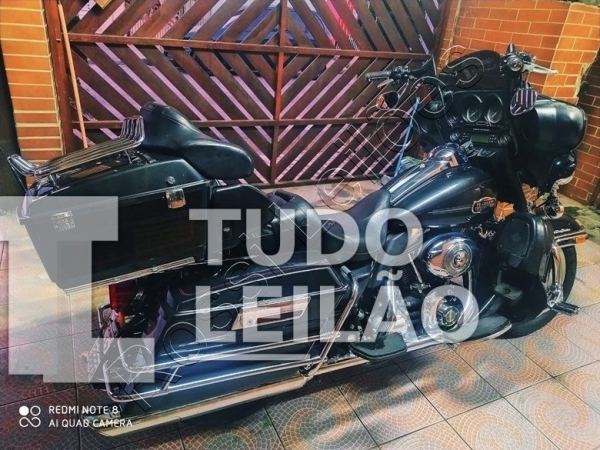 Harley Davidson Dyna Super Glide Gasolina 2008