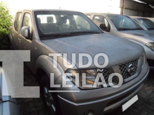 Nissan Frontier S CD 4x4 2.5 TB Diesel 2014