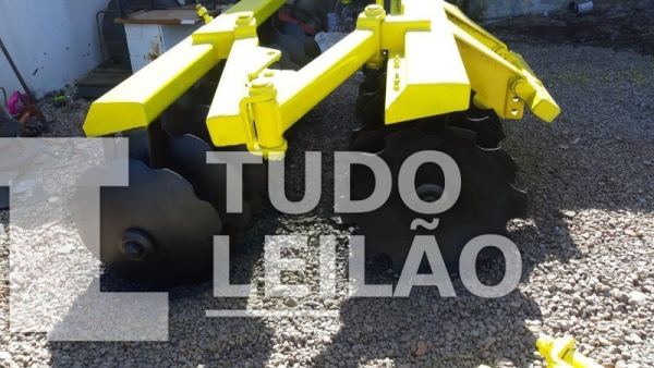 Grade Aradora 18 Discos Controle Para Abrir/fechar
