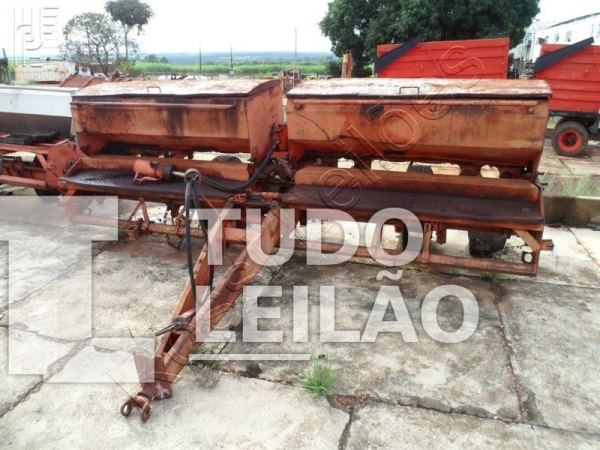 Plantadeira Magnum 2800 8L, N