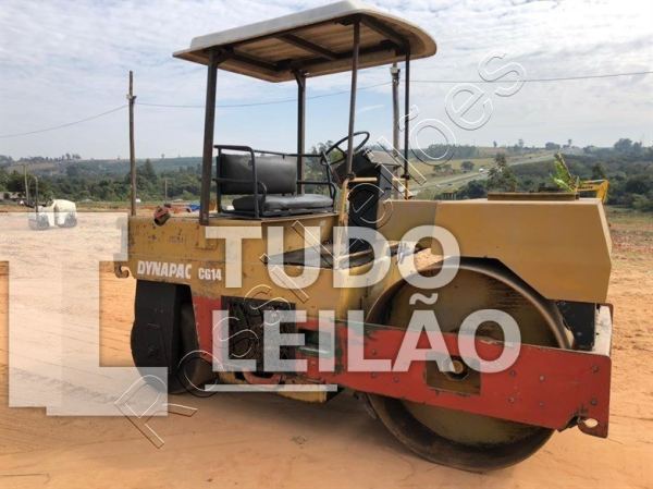 Rolo Compactador Dynapac. CG14. 1996