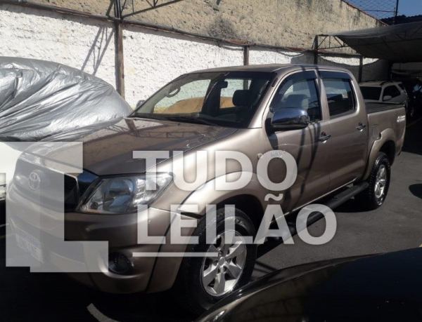 Toyota Hilux CD Dlx 4x4 2.8 Diesel 2005
