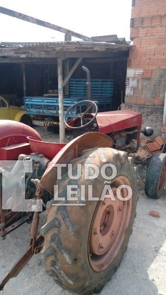 Trator Bukh, Motor Fundido