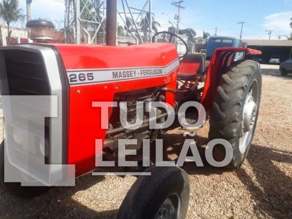 Massey Ferguson 265