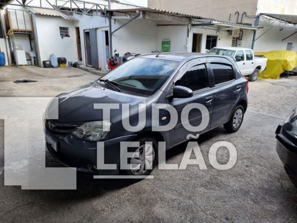 Toyota Etios XLS 1.5 Flex 2015