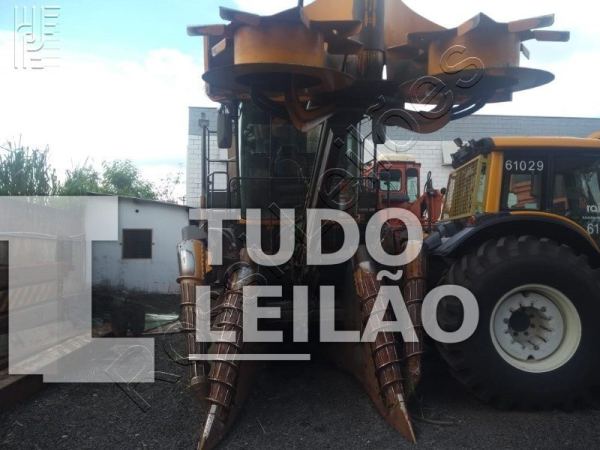 Colhedora De Cana Be 1035E. Valtra. 2016