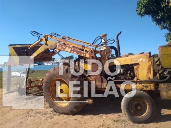 Trator Cbt, Com Pá Carregadeira 1975