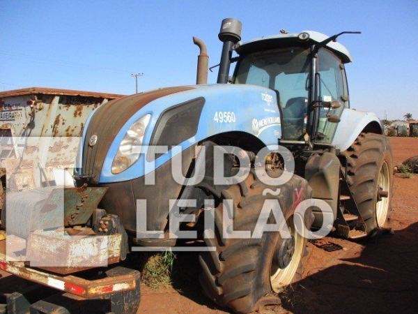 New Holland T8295 2014