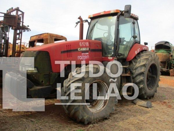 Case 240CV 4X4 2010