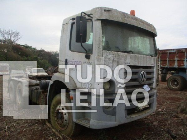 Volkswagen 31.320 E Constel 6x4 3 Eixos Die Diesel 2010