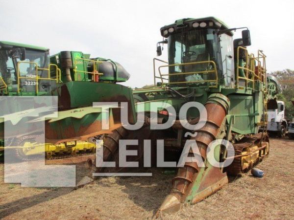 Colhedora J. Deere 3522 2L Colhed., 2010