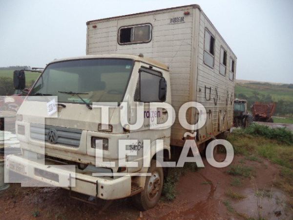 Volkswagen W 7.100 Baú Diesel 1997