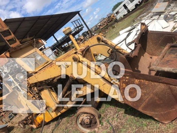 Ford 6600 - Sucata