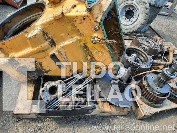 Transmissão De Pá Carregadeira 966C Desmontada